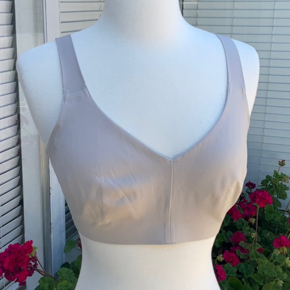 Lululemon bra